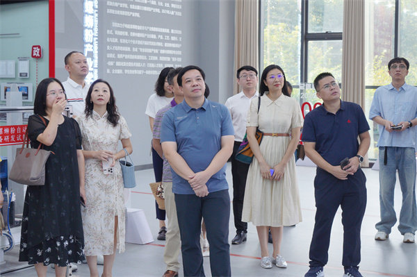 参观米兰官塘校区