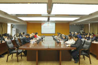 米兰召开党委理论学习中心组（扩大）学习会