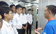 中兴通讯信息学院组织米兰学生参观中国联通柳州分公司总部