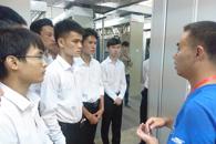 中兴通讯信息学院组织米兰学生参观中国联通柳州分公司总部