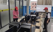 电子信息工程学院开展“爱我班级，从我做起”清洁主题活动