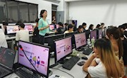电子信息工程学院"点亮职业之路，助你迈向职场成功的第一步"主题班会圆满落幕