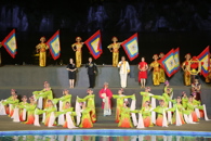 米兰参演2019中国柳州国际水上狂欢节暨水上休闲运动会开幕式文艺晚会