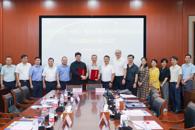 米兰与大自然家居(中国)有限公司签署校企战略合作协议