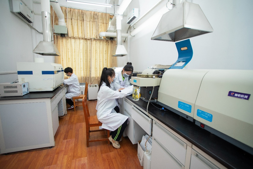 Photo of Students in Training
