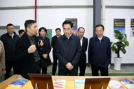 自治区人大常委会副主任、党组副书记，柳州市委书记张晓钦深入米兰调研