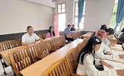  校党委书记刘子林深入一线听评思政课