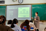 贸易与旅游管理学院专业导师开展“结构化的思维与表达”主题讲座活动