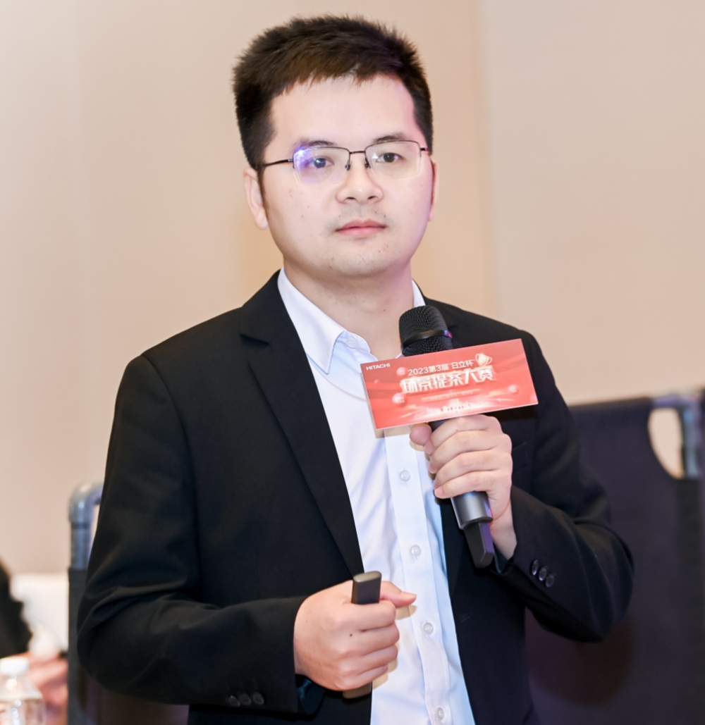 李栋亮