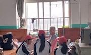 贸易与旅游管理学院开展“树尊老敬老之风，促社会文明和谐”志愿服务活动