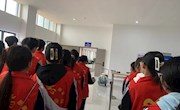 贸易与旅游管理学院开展“弘扬雷锋精神 激励青年学生”志愿者活动