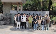 贸易与旅游管理学院开展“学习雷锋精神 践行环保理念”志愿服务活动