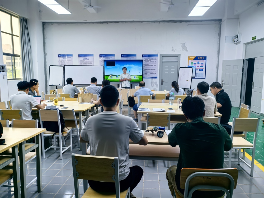 公开课考核现场