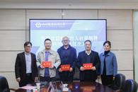柳州市人力资源和社会保障局领导到米兰慰问高层次人才