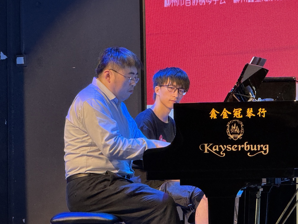 学生在上大师课 学生在上大师课