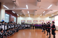 近两百名九中师生到米兰参观